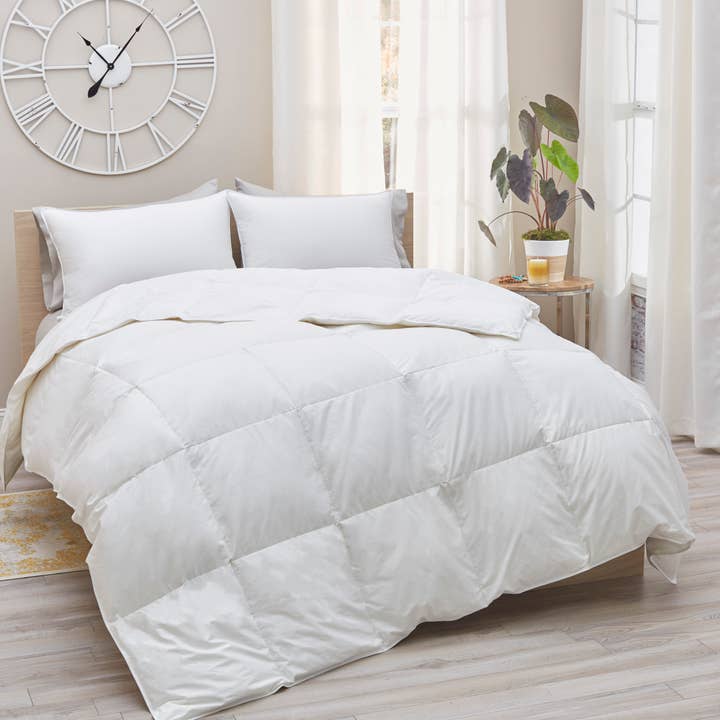 Luxury Goose Down Comforter – All-Season Weight  for wholesale by Down Decor
