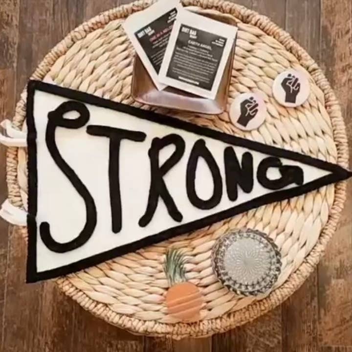 Banderín de fieltro fuerte para venta al por mayor de Global Goods Partners