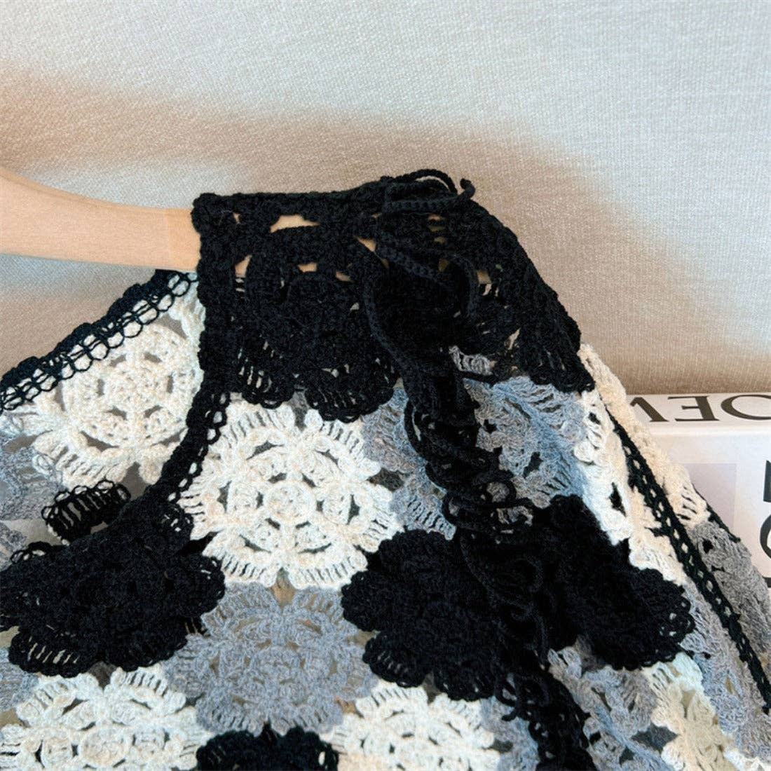 Funkyrel® Atzbranding Limited - Wholesale Knit Sweater - Women's - Crosa - Floral Pattern Hollow Knit Sweater4