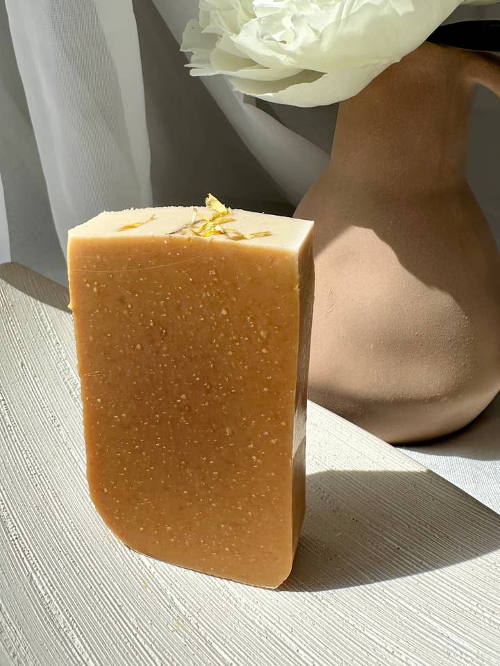 Calendula & Honey | Unscented Body Soap Bar "Inspire Love" for wholesale by MAMO