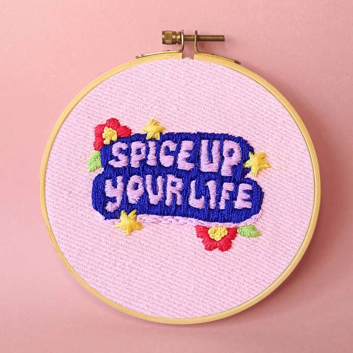 Kit de broderie Spice up your life | By Limistic pour la vente par Mellow