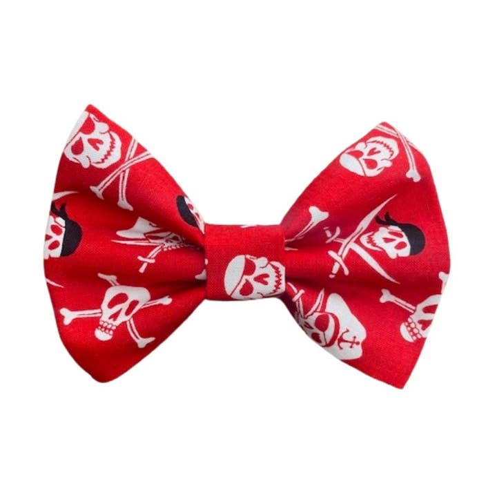 Pirate rouge pour la vente par Chloe & Max LLC