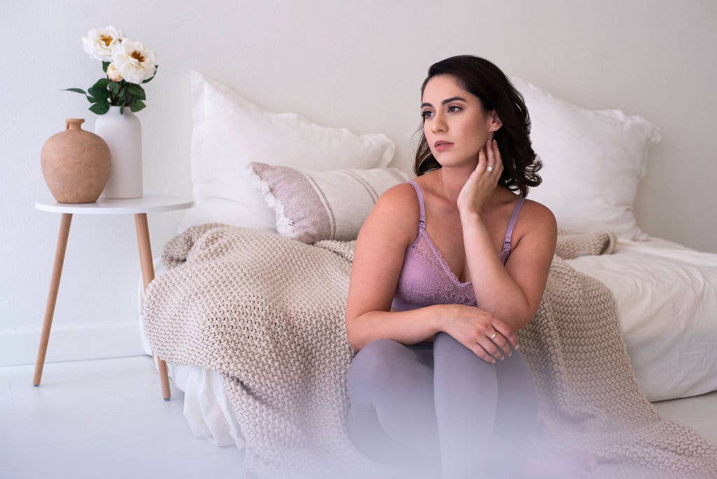 Malva Ooh La La Bralette de enfermería (malva) de venta al por mayor en Faire4