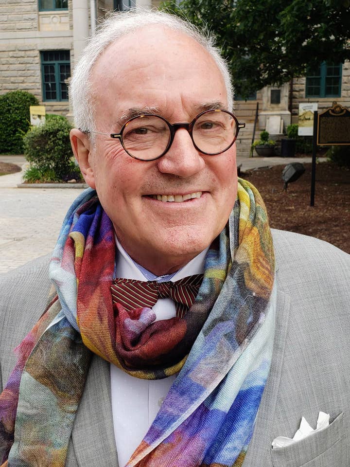 Foulard en cachemire et soie « Winter Wild » pour la vente par Lady Barbara Pinson Artist