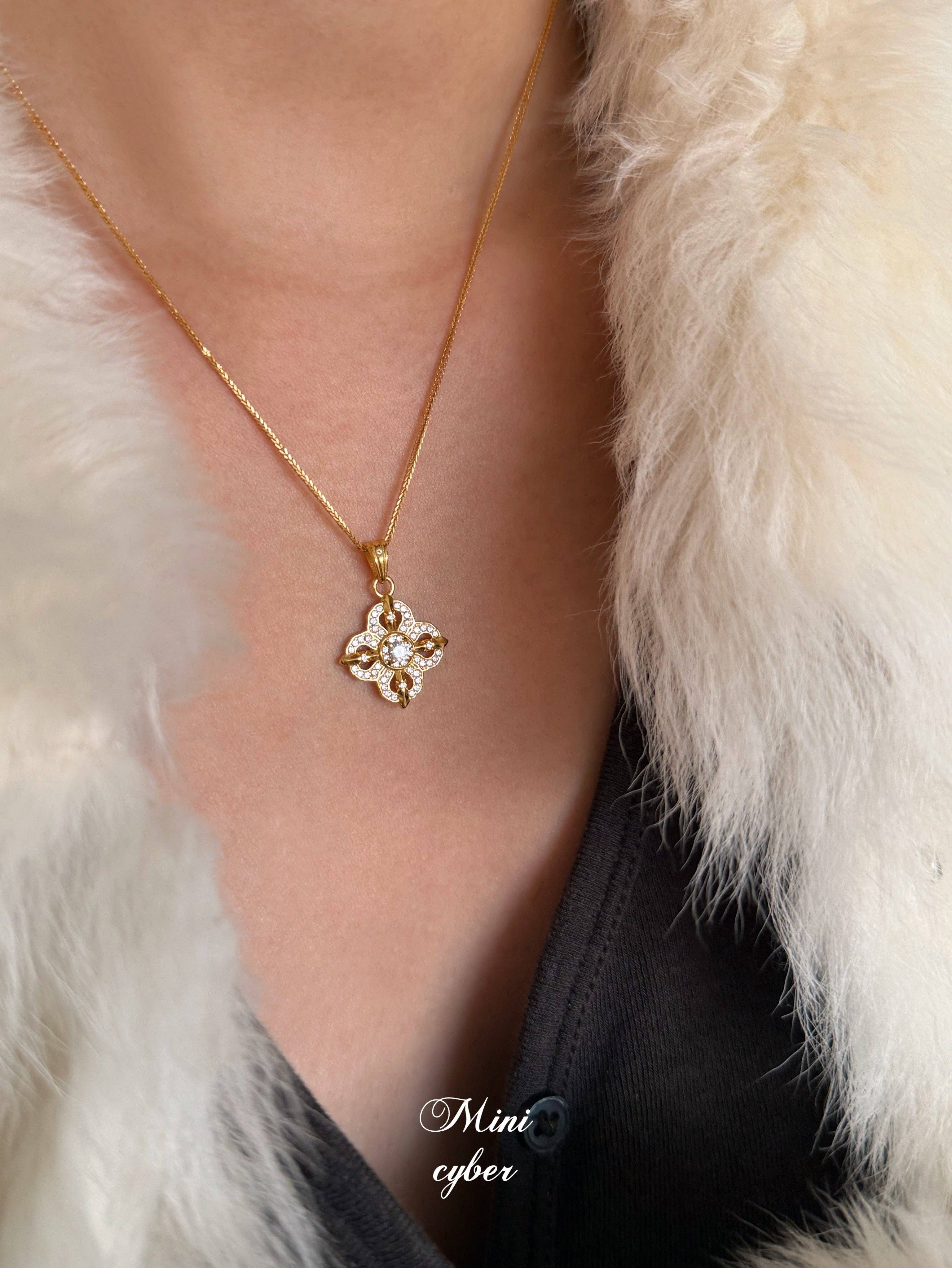 MINICYBER STUDIO - Wholesale Pendant/Charm Necklace - Vajra Dorje Necklace9