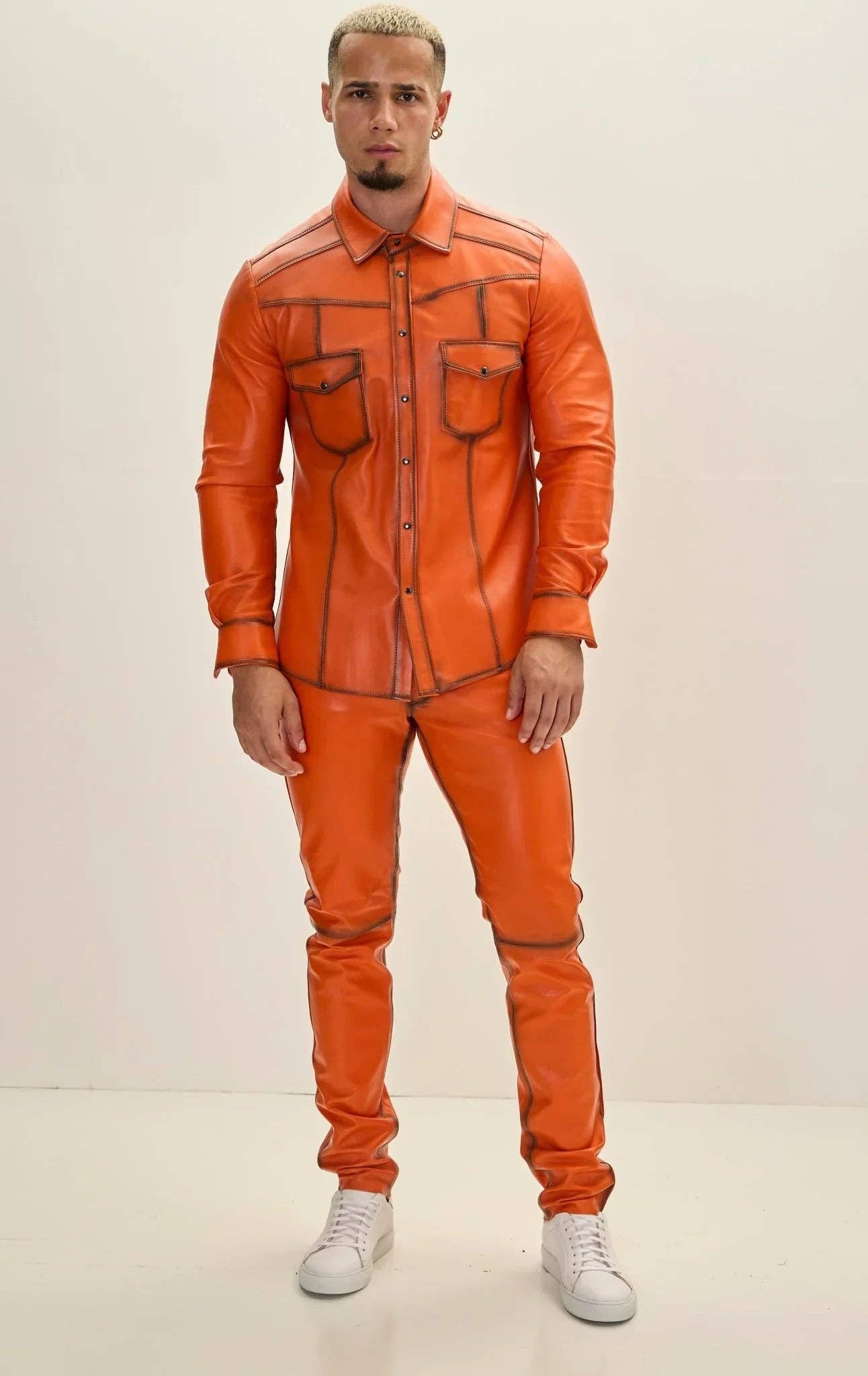 TINTA ARANCIONE Camicia da uomo in vera pelle di agnello color arancio in vendita all'ingrosso su Faire1