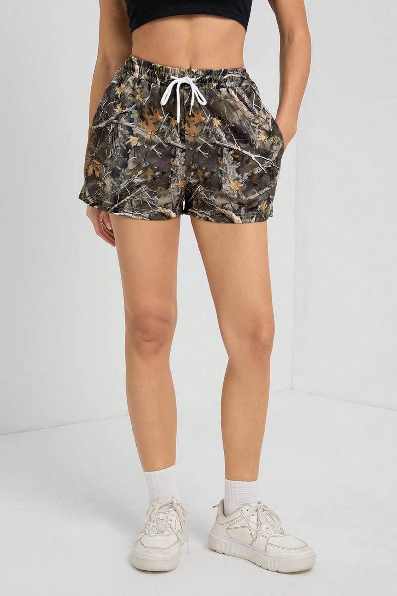 NINEXIS - Wholesale Shorts - Women's - CWBSP0569_LOOSE DRAWSTRING CAMO SHORTS WITH BRANCH PRINT3