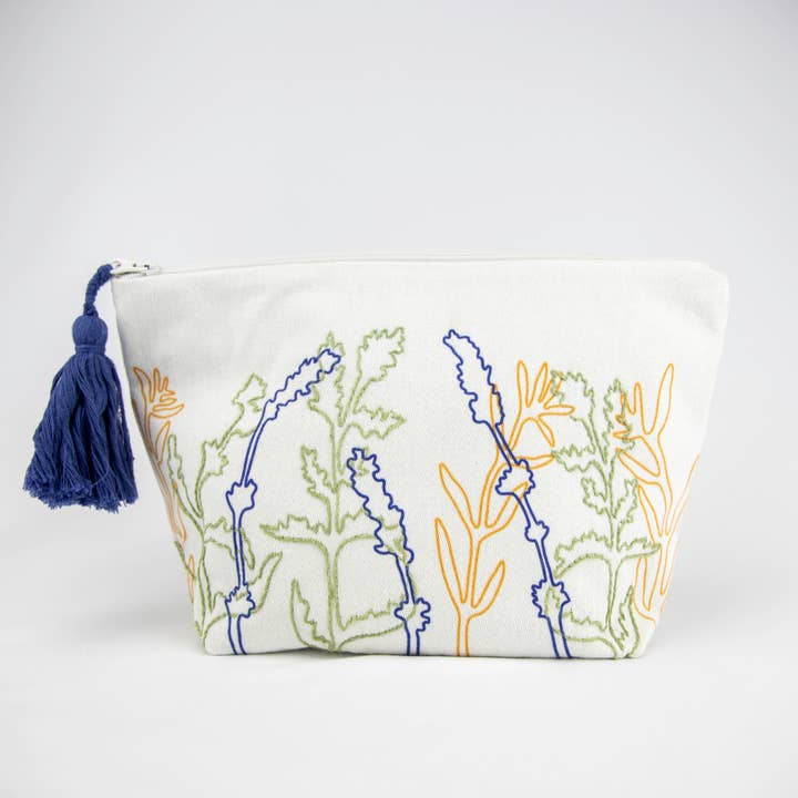 Gör upp/påse väska med tofs Wild Flowers Navy och Natural för wholesale av The Bereket Journey