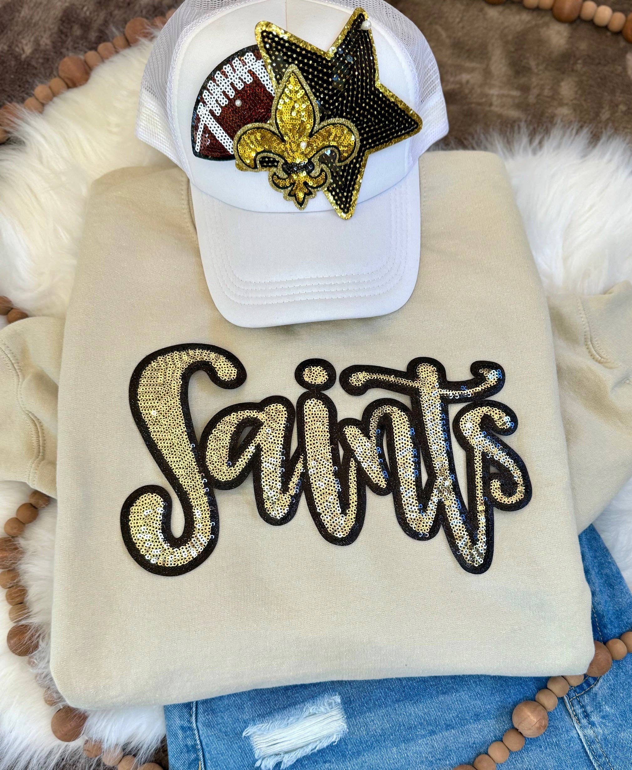 sequinandstiches - Wholesale Patch - Sequin Script Saints Patch: Black Glitter Iron On Applique, School Mascot1