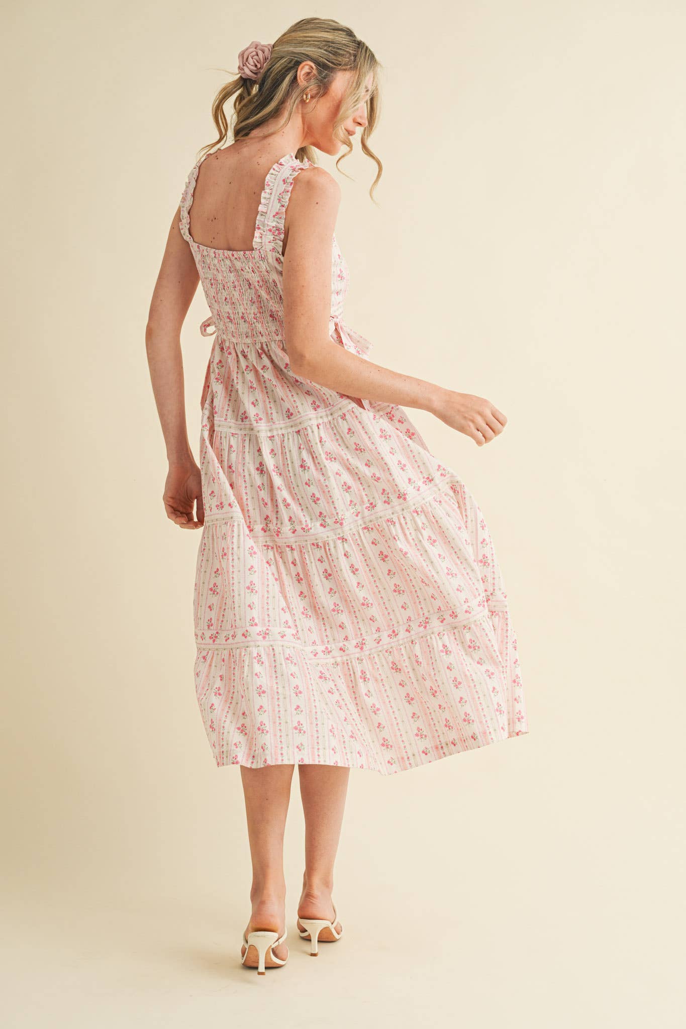 &MERCI - Wholesale Dress - Women's - RUFFLED STRAP FLORAL MIDI DRESS WITH SIDE TYING BOWS MDR358614