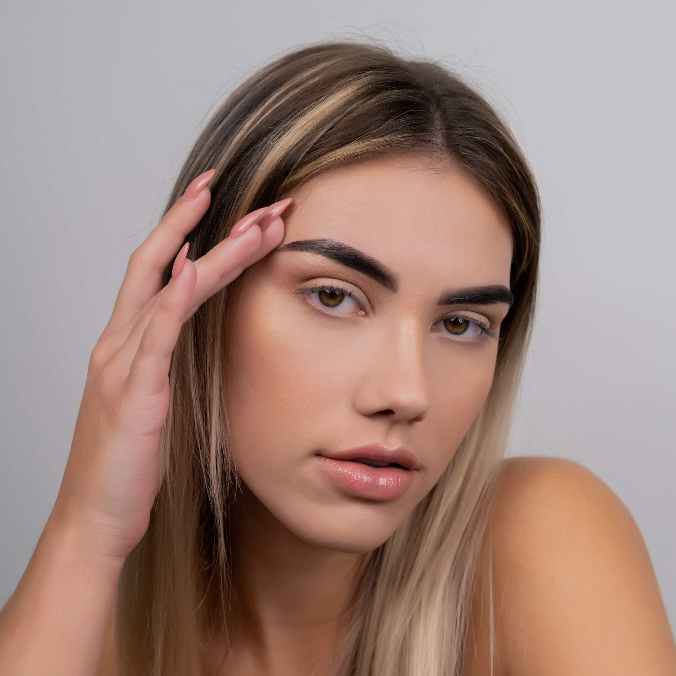 Blink Professional – Engroshandel Øjenbrynsblyant – Henna-pigmenter6