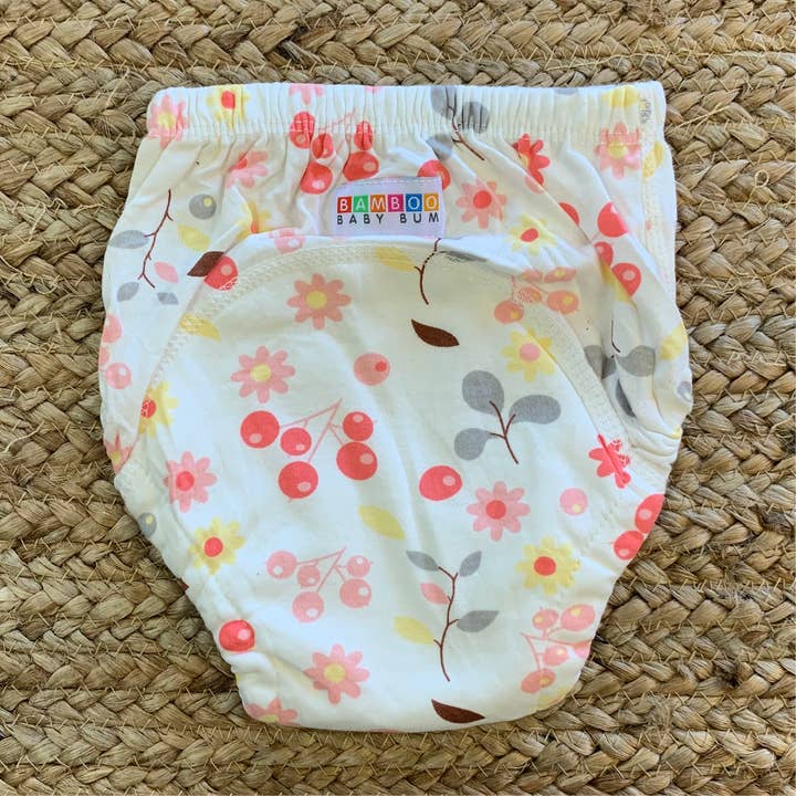 Trainingsbroek van bamboe - Fruit & Flower voor wholesale door Bamboo Baby Bum