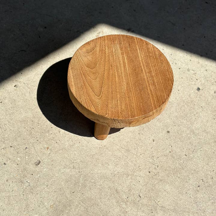 Office Objets - Wholesale Stool - Small low three-legged stool in upcycled blond teak D:30 H:1529