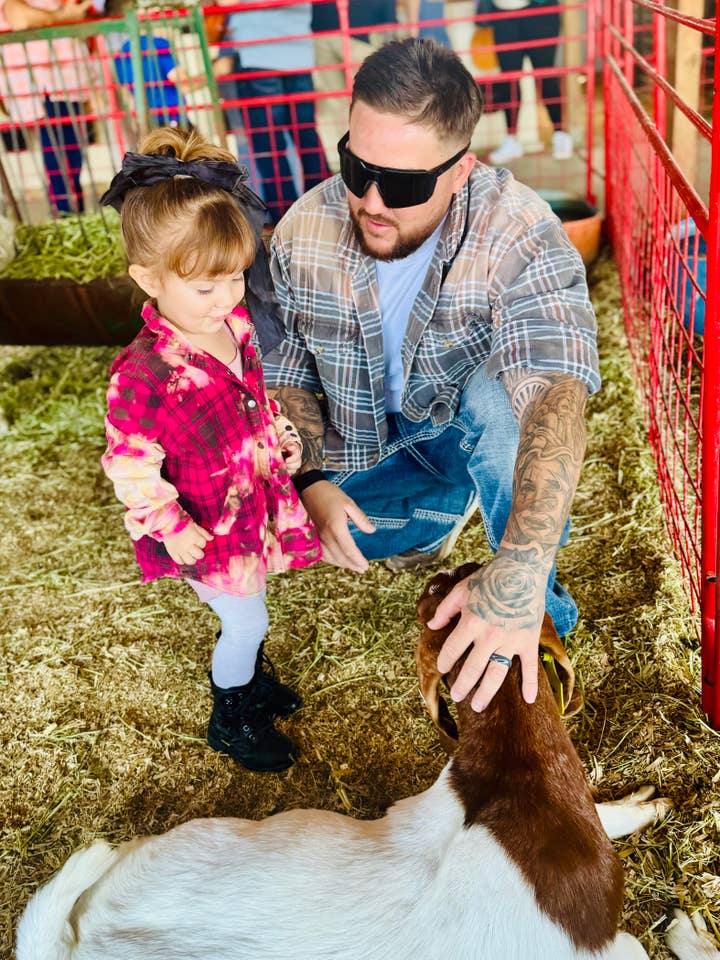 Slightly Distressed - Wholesale Button Down Shirt - Women's - Slightly Distressed Flannels 16