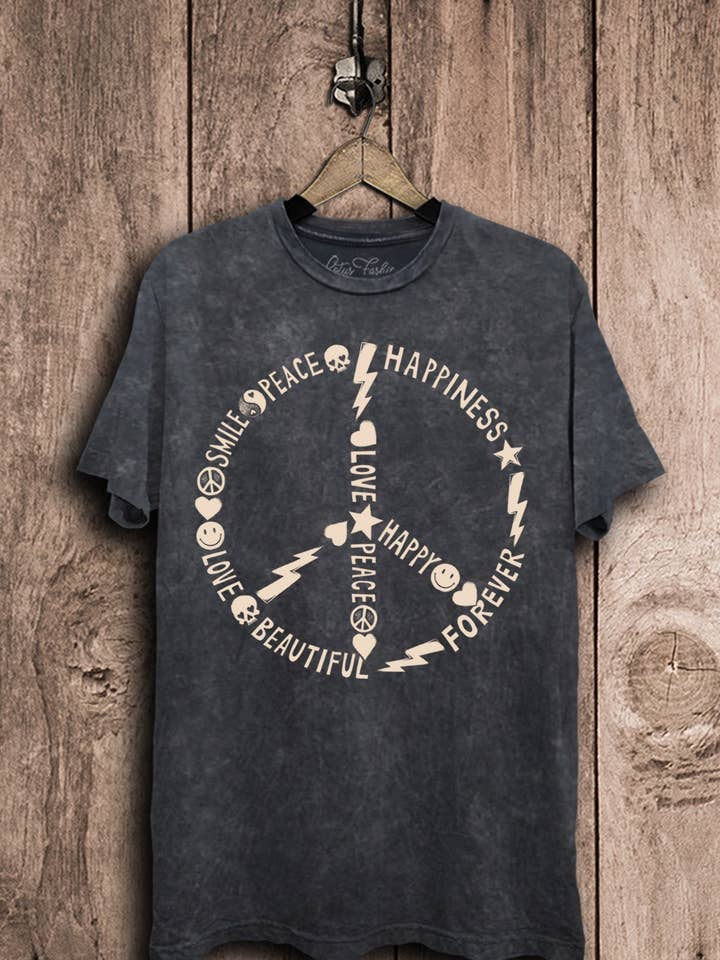 Lotus Fashion Collection - Wholesale T-shirt (graphic) – women's - Peace Sign Graphic Top0