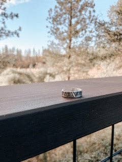 Bull Stacker voor wholesale door Moon Rae Design Co