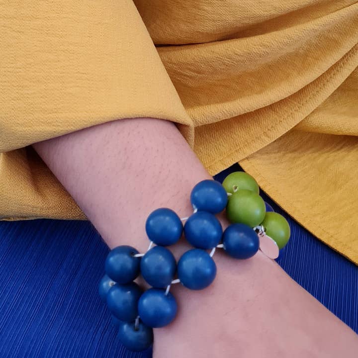 Pretty Pink Eco-Jewellery – wholesale Beaded bracelet – Tagua Chicle Bracelet1