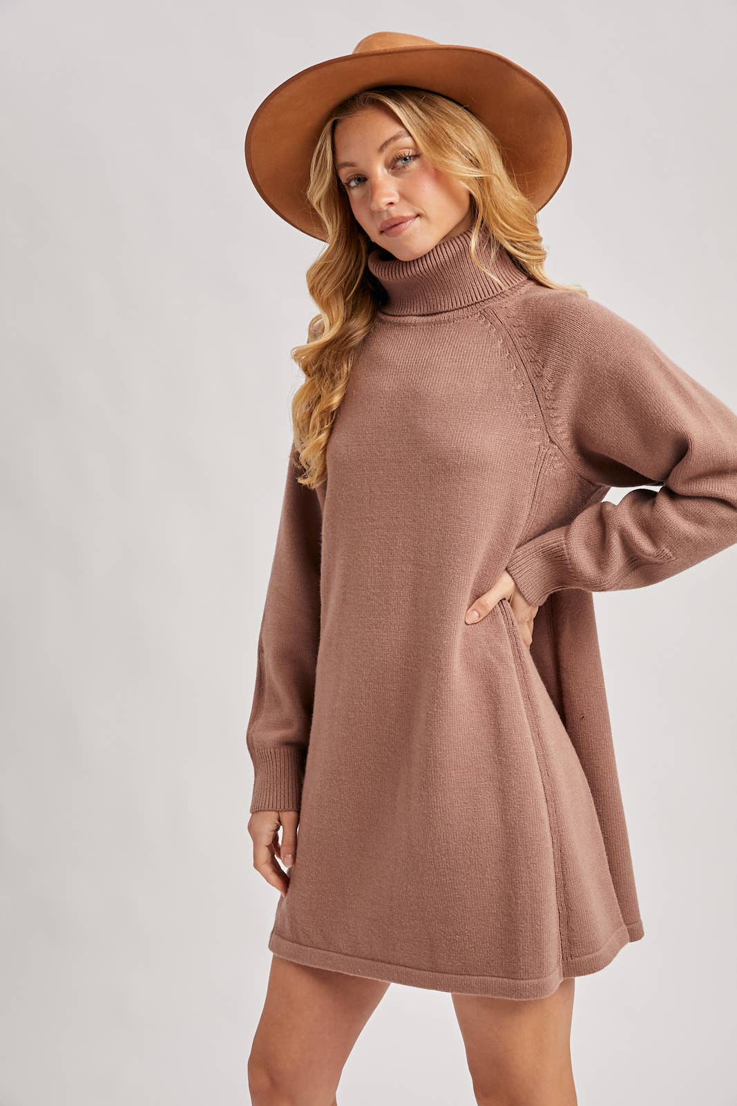 Bluivy – Großhandel Kleid – Damen – Pulloverkleid mit Rollkragen15