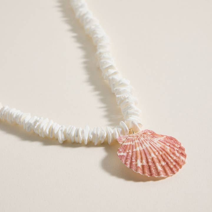 NT Shell Pendant Beach Necklace for wholesale on Faire1