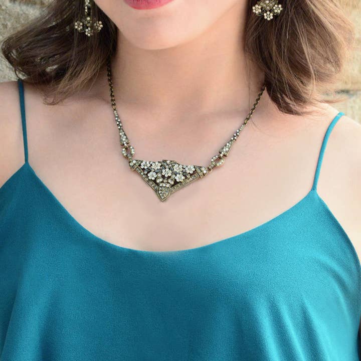 Sweet Romance Jewelry – wholesale Hänge-/berlockhalsband – Art Deco Triangel Frans Gatsby Halsband N12041