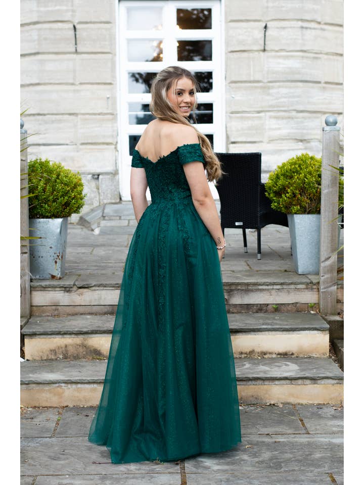 Zara Dark Green for wholesale on Faire