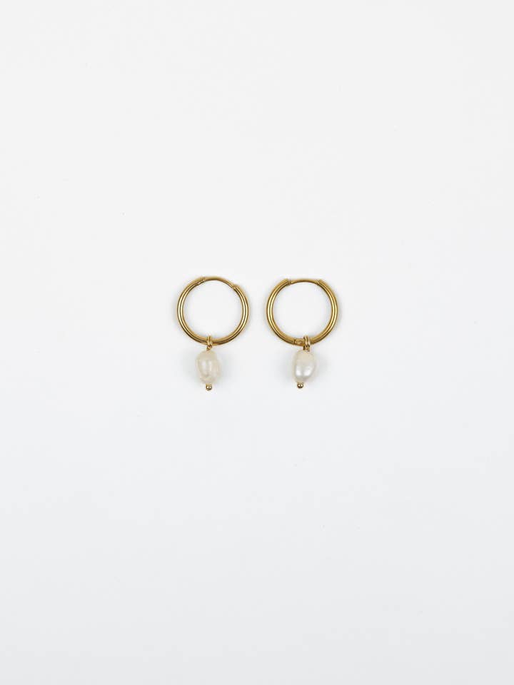 Cerceaux de perles pour la vente par Emilie Pesch