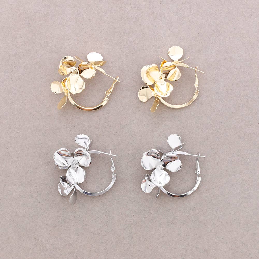Sonata - Wholesale Snap Jewelry - Metal Flower Hoop Earrings2
