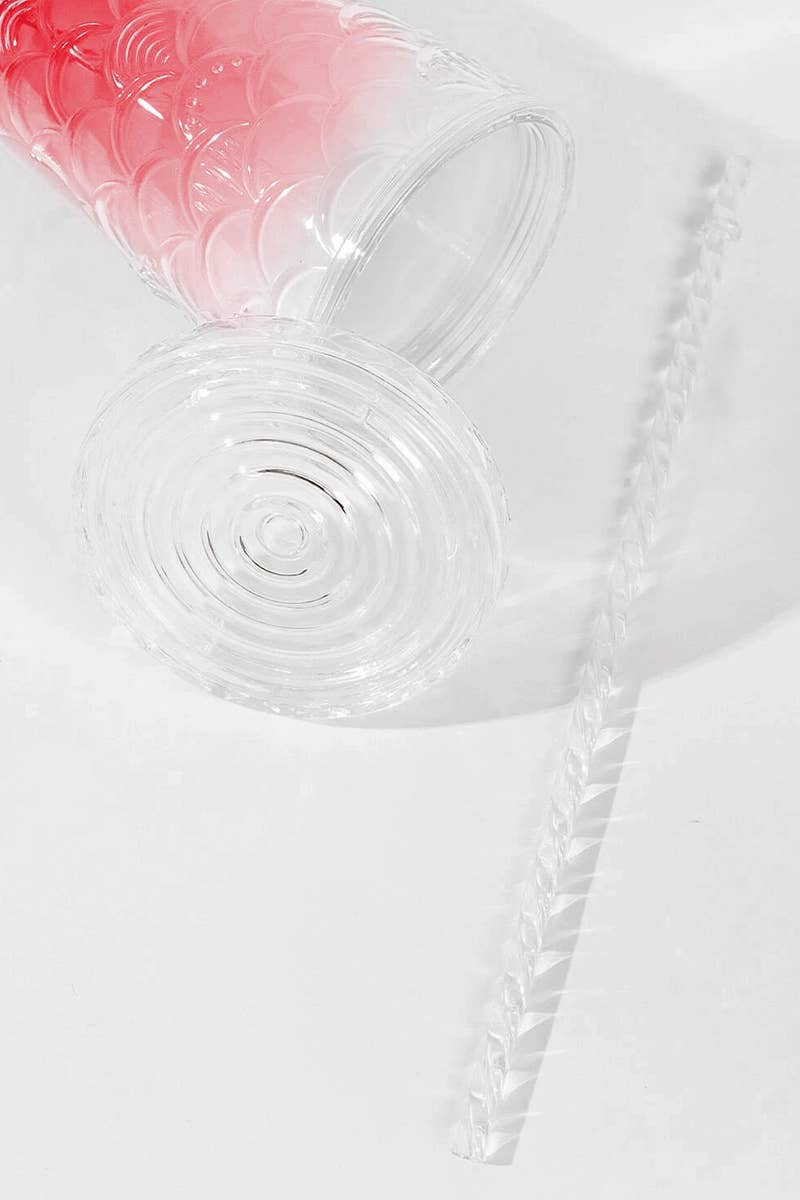 SORTIDAS Copo Térmico com Escamas de Cauda de Sereia com Brilho e Glitter para venda a revendedores na Faire6