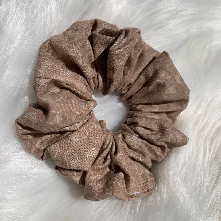 Agern Scrunchie for engroshandel hos Sage Babe Shop