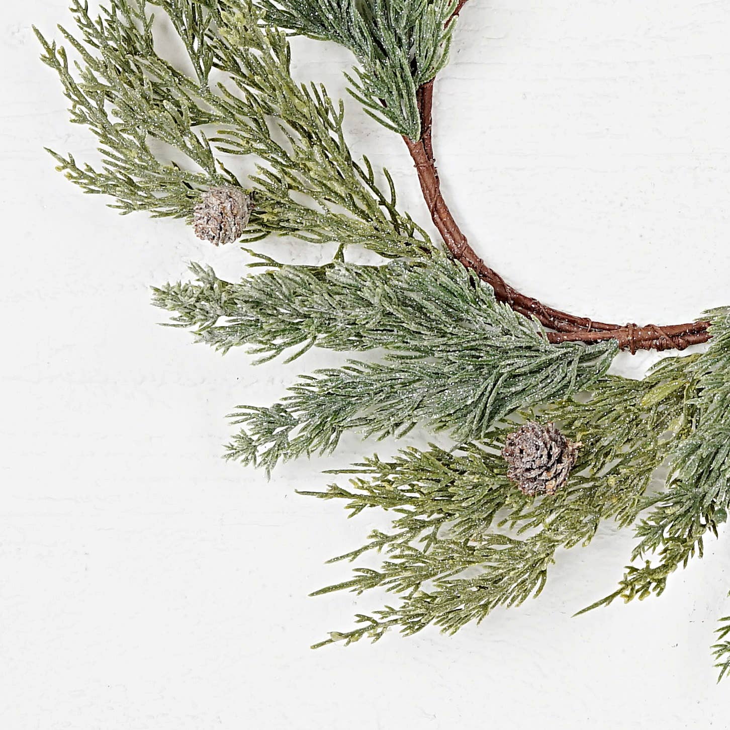 Holiday Depot Inc. - Wholesale Wreath - ISB75332- 14in Icy Sparkled Cedar Pine Wreath1