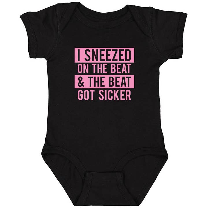 ICH HABE AUF DEN BEAT-ONESIE GENIEST für den Großhandel von Mini FLEX KIDS