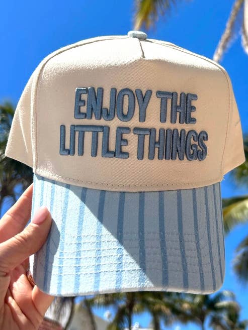 Profitez des petites choses — Casquette trucker vintage à rayures bleues pour la vente par KENZKUSTOMZ