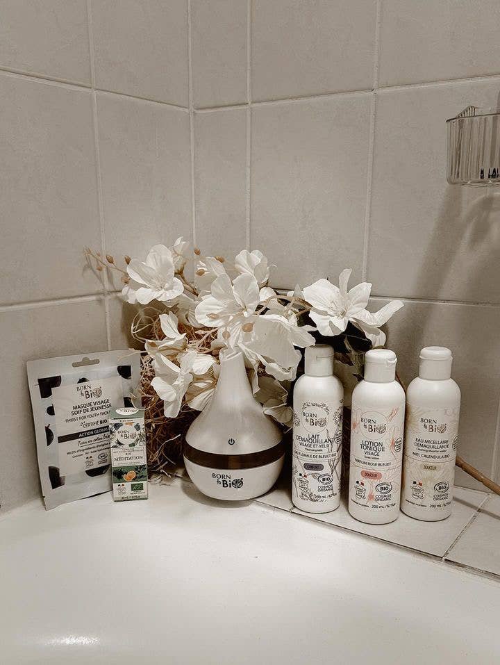 White humidifier 110xh145mm. for wholesale on Faire2