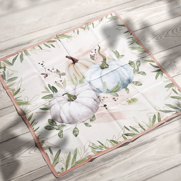 Foulard quadrato in seta con zucca per la vendita all'ingrosso da parte di Anna Rannestad Design AS