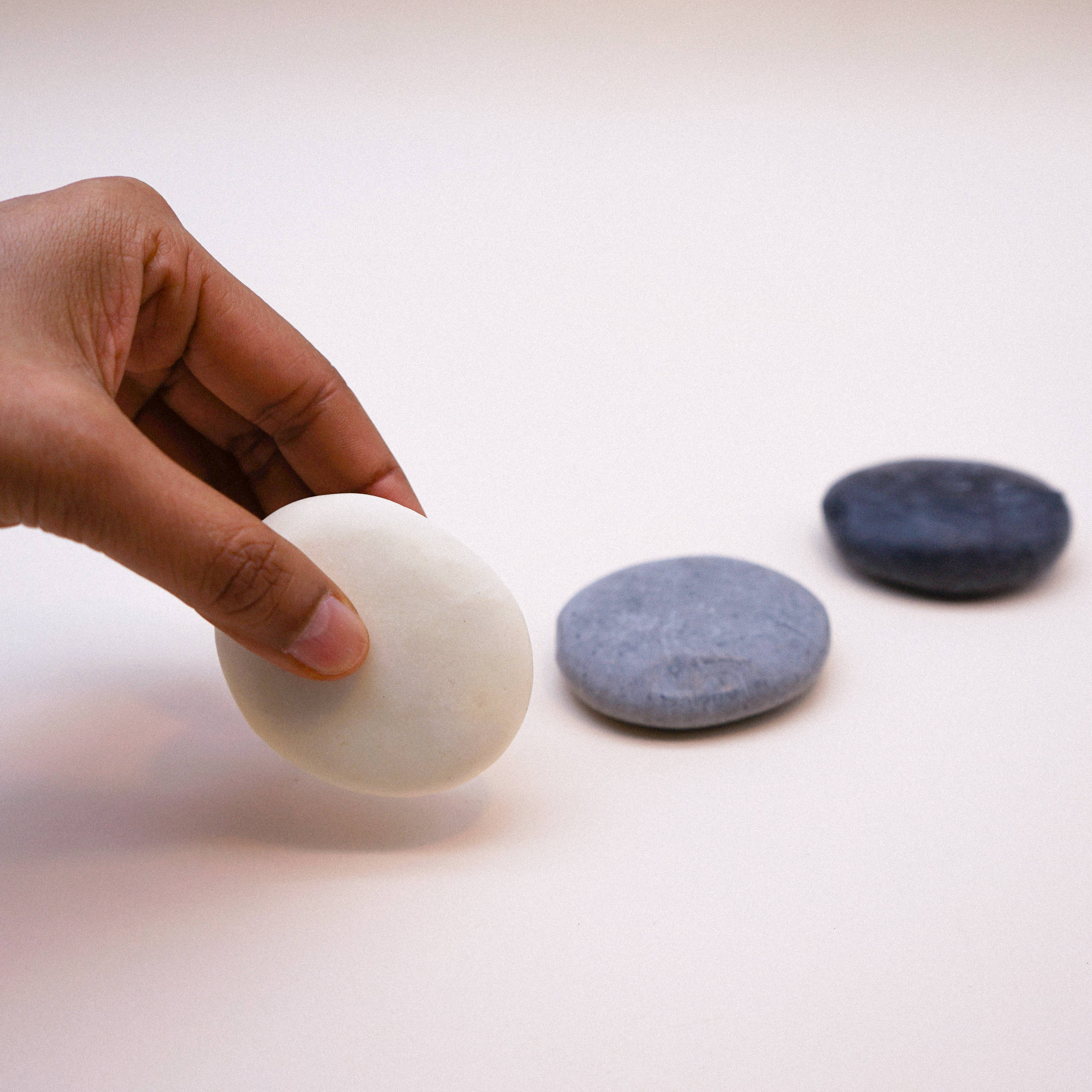 Hana Blossom – wholesale Bar Soap – Handmade Pebble Soaps in Natural Plain Colour3