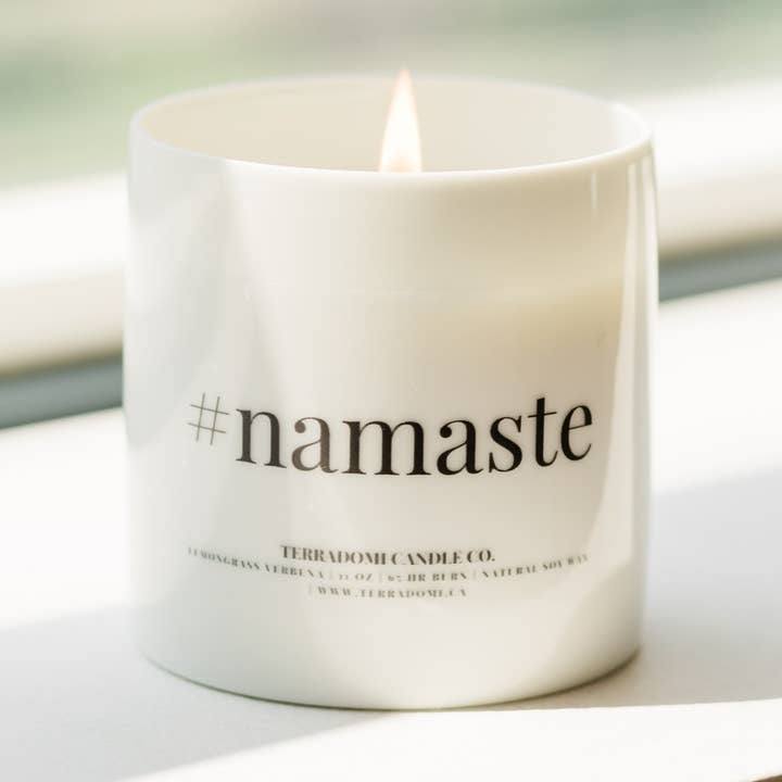 Citrongräs Verbena Soy Candle | Keramisk burk + Box | 11 oz för wholesale av Terradomi Candle Co.