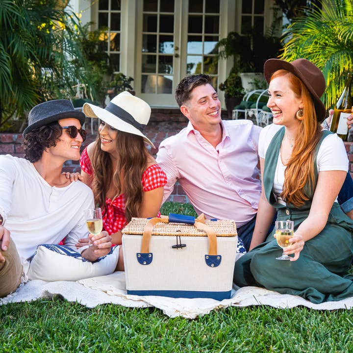 Beige Canvas with Navy Blue Accents Boardwalk Picnic Basket for 2 for wholesale on Faire7
