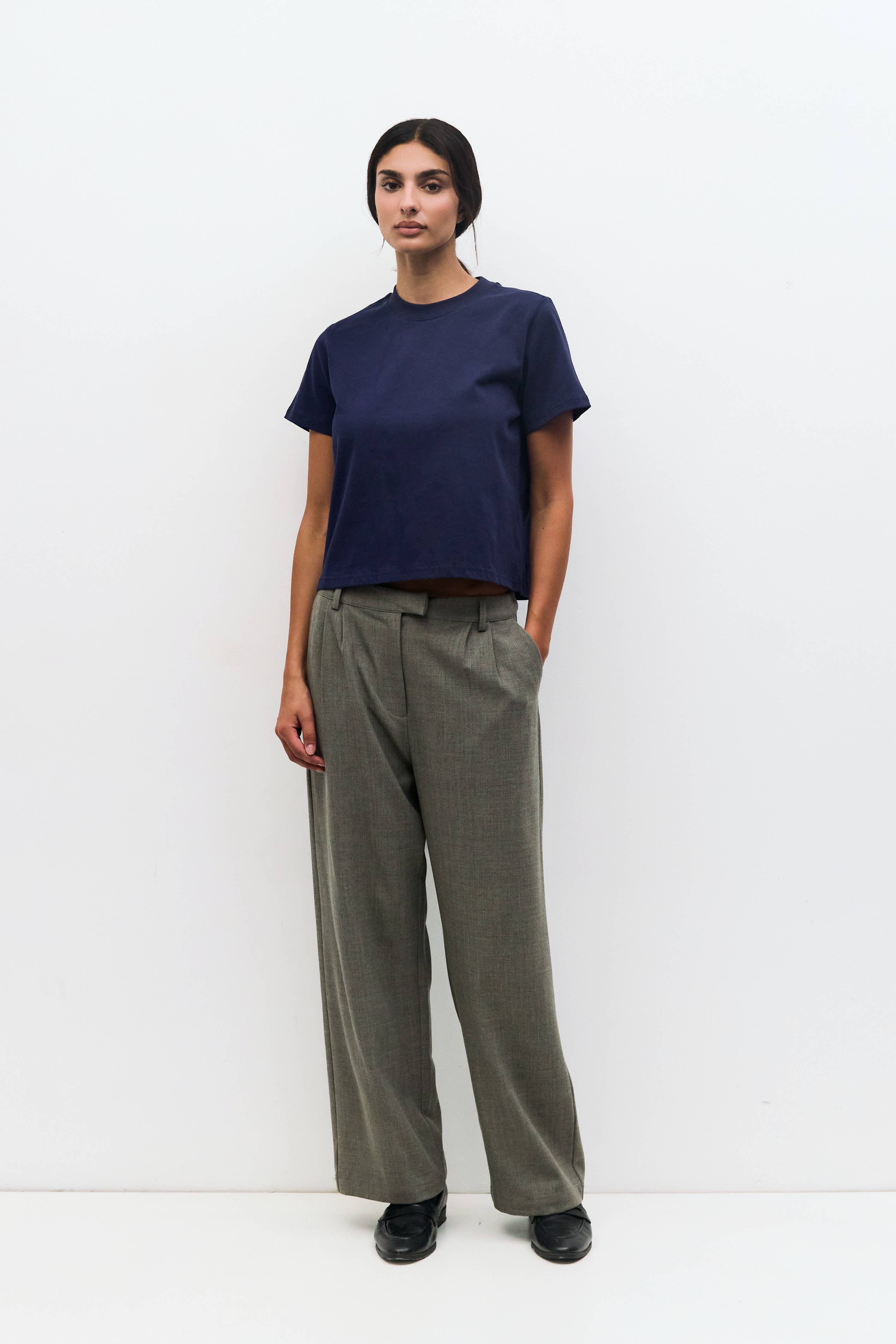 MOD REF - Wholesale T-Shirt - Women's - The Lanie Top | Women's Heavyweight Cotton T-Shirt19