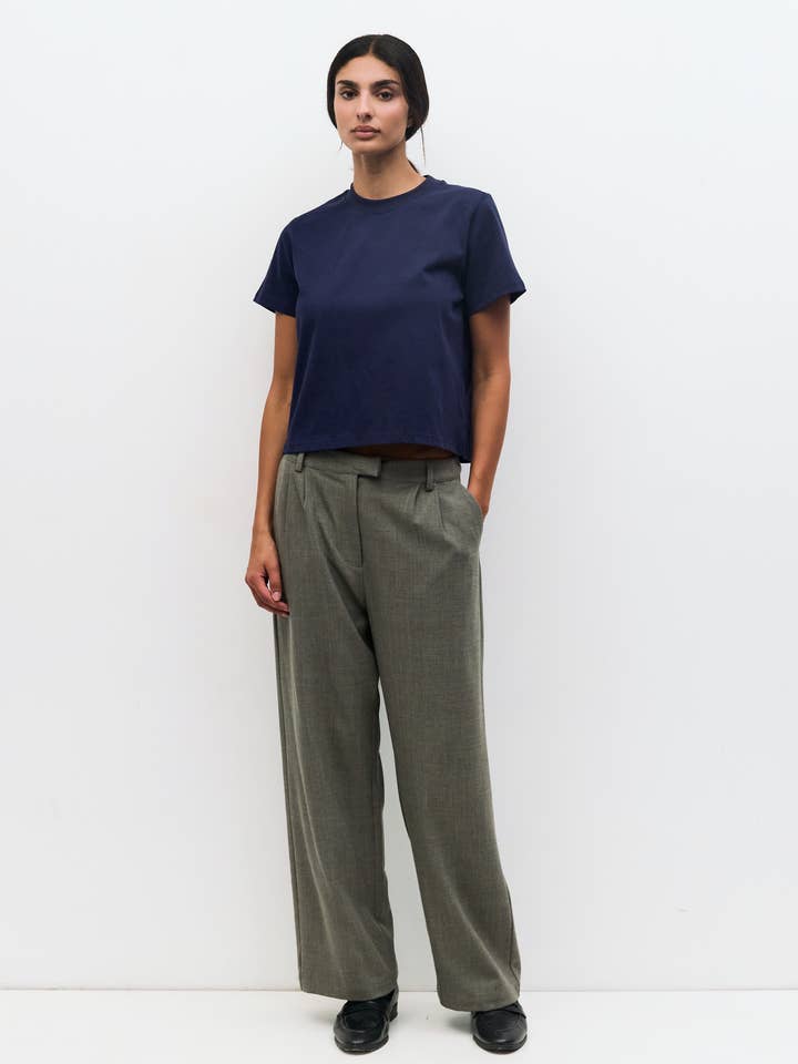 All Row - Wholesale T-Shirt - Women's - The Lanie Top | Classic Everyday T-Shirt21