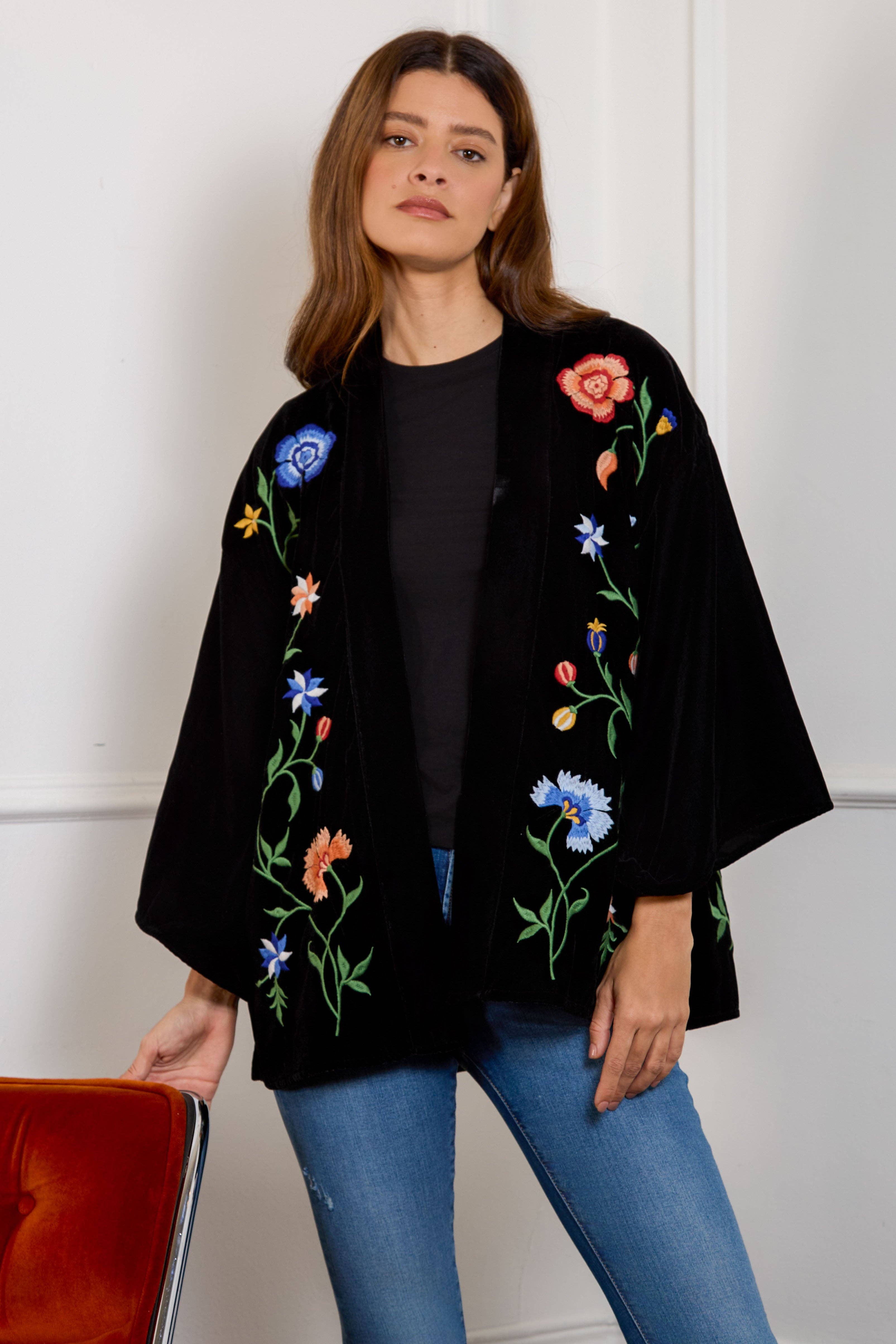 Artemis Muse - Wholesale Kimono - Women's - Regal Floral & Bird Embroidery Velvet Luxury Kimono4