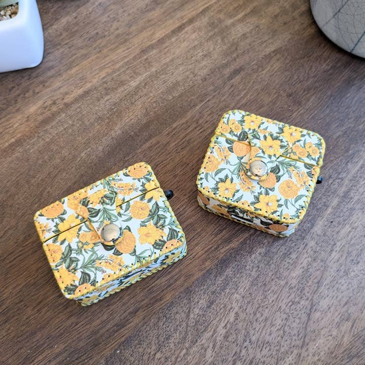 Cutepaws Phone Case - Wholesale Earphone/Headphone Case - Unisex - Cute Yellow Floral AirPods Case for Pro/Pro2 and 3rd Gen5