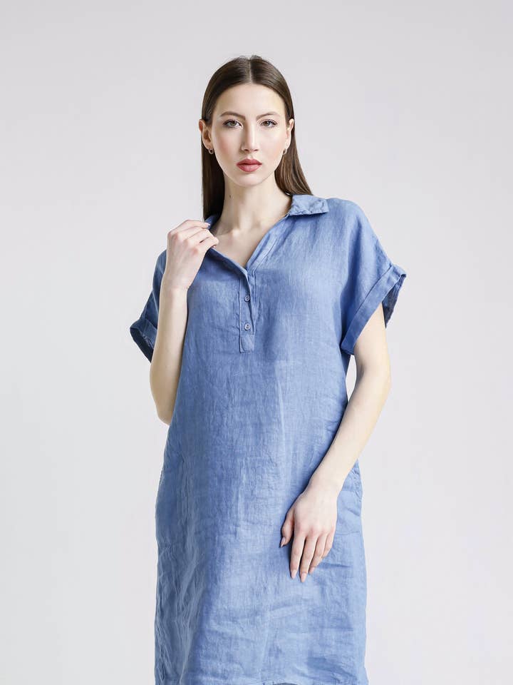 Abito in Lino a Maniche Corte Blanche (DSS130) per la vendita all'ingrosso da parte di TINA Stephens Italy/Tees By Tina