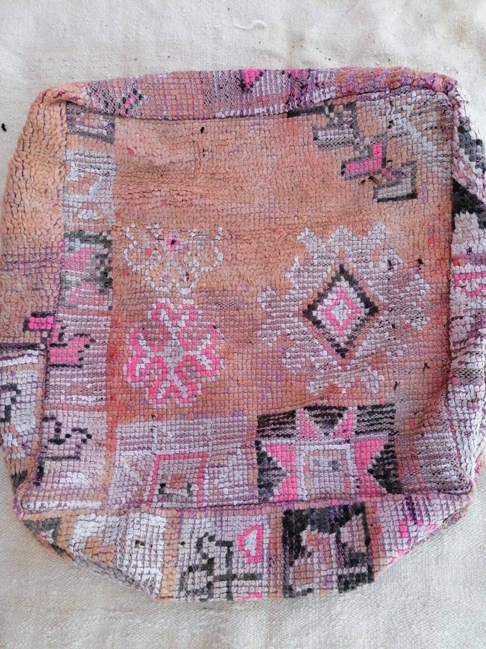 marrakeshop - Venta al por mayor Puf - Funda de Cojín de Suelo Pouf Vintage Boujad Marroquí16