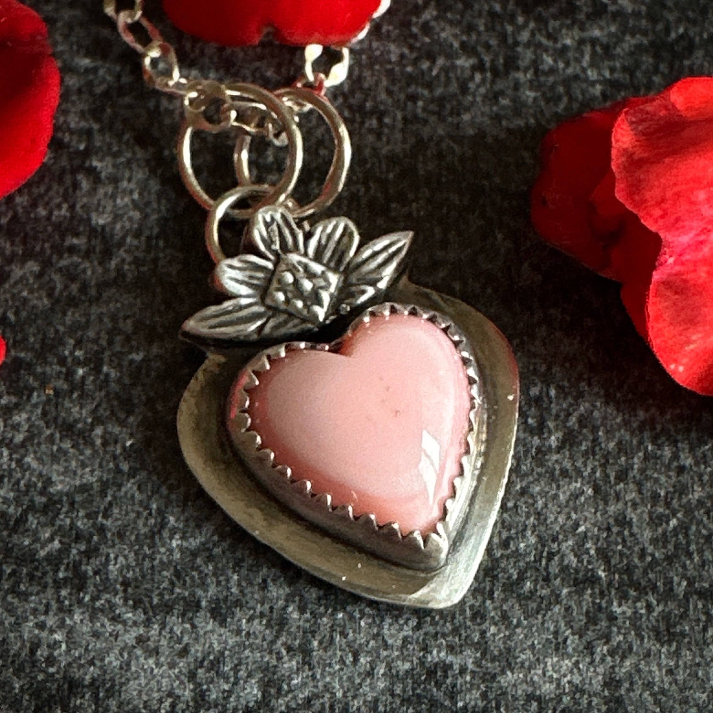 oaktownwendy - Wholesale Pendant/Charm Necklace - Pink Queen Conch Sacred Heart Necklace - Sterling Silver2