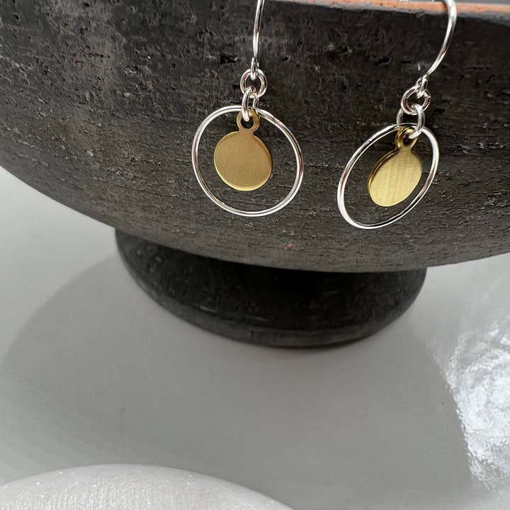 Sela+Sage – Brincos de argola por atacado – Metais Mistos, Brincos de Círculo em Prata de Lei e Latão Dourado3