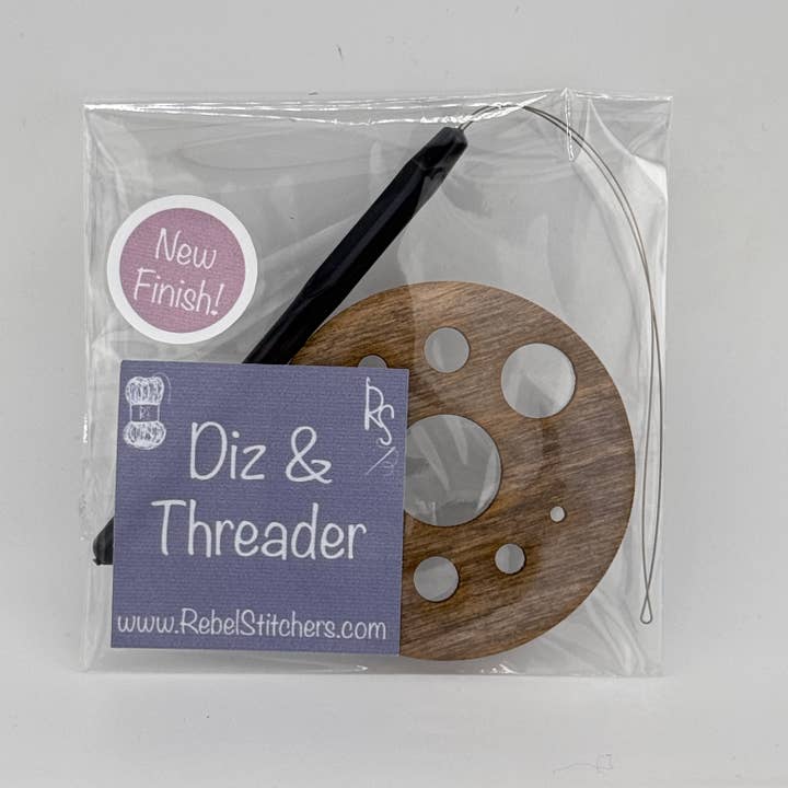 Art by Erica H & Rebel Stitchers - Wholesale Craft Tool - Handmade Diz and Threader for Pulling Roving – Baltic Birch
