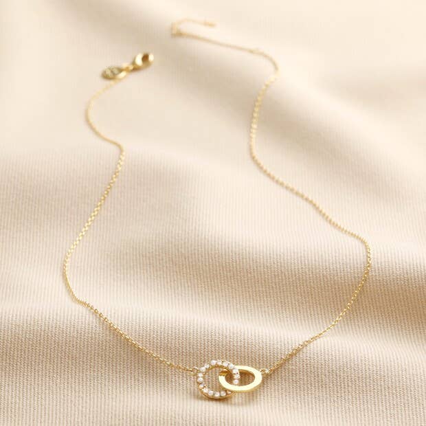 Interlocking Pearl and Crystal Hoops Necklace in Gold for wholesale by Lisa Angel