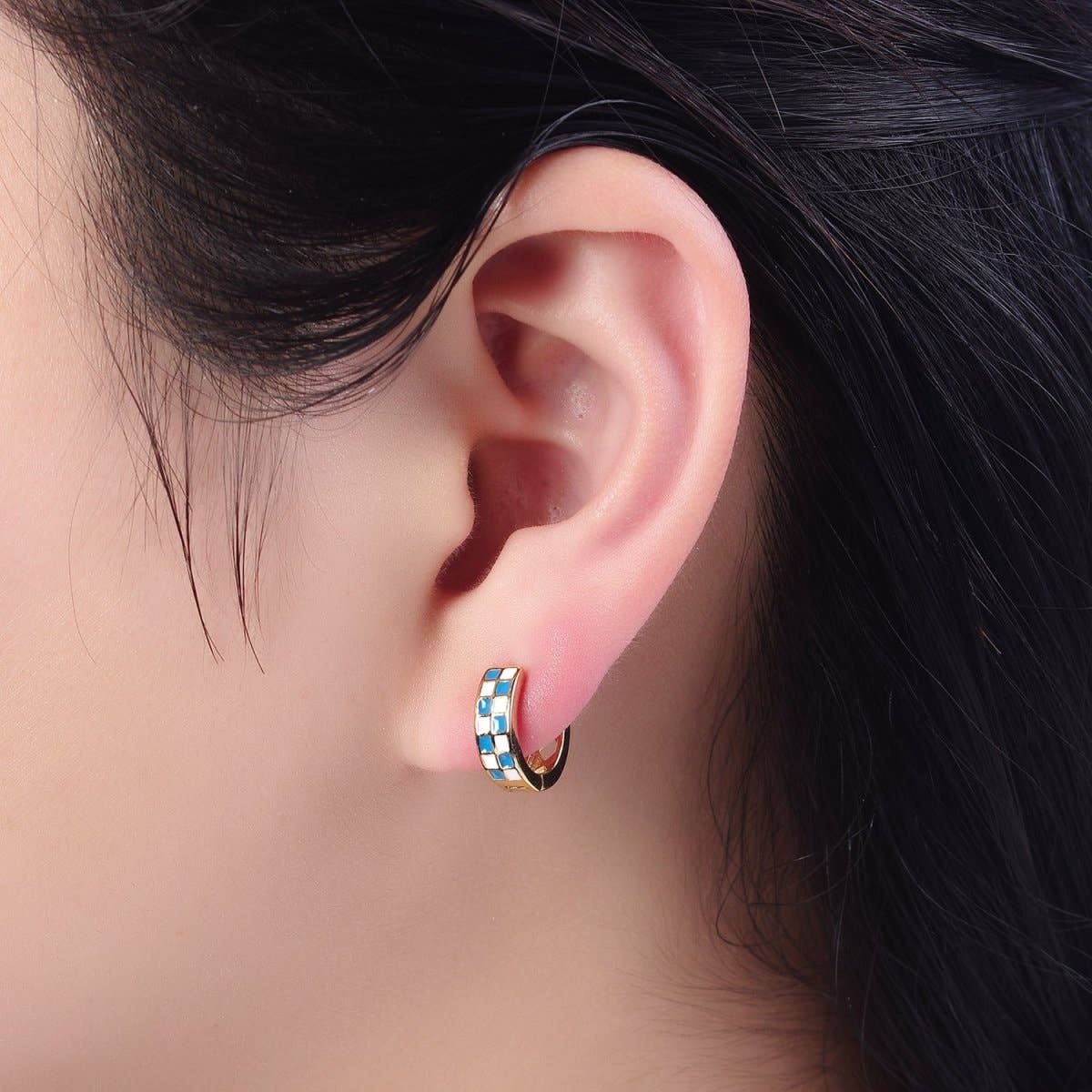 Aim Eternal - Wholesale Huggie Earrings - 24K Gold Filled Enamel Checker Hoops Earring Retro Gold Huggie Earrings V131 V1325