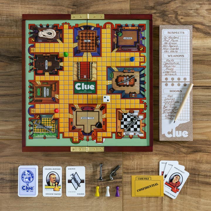 WS Game Company - Wholesale Board Game - Clue Deluxe Travel Edition