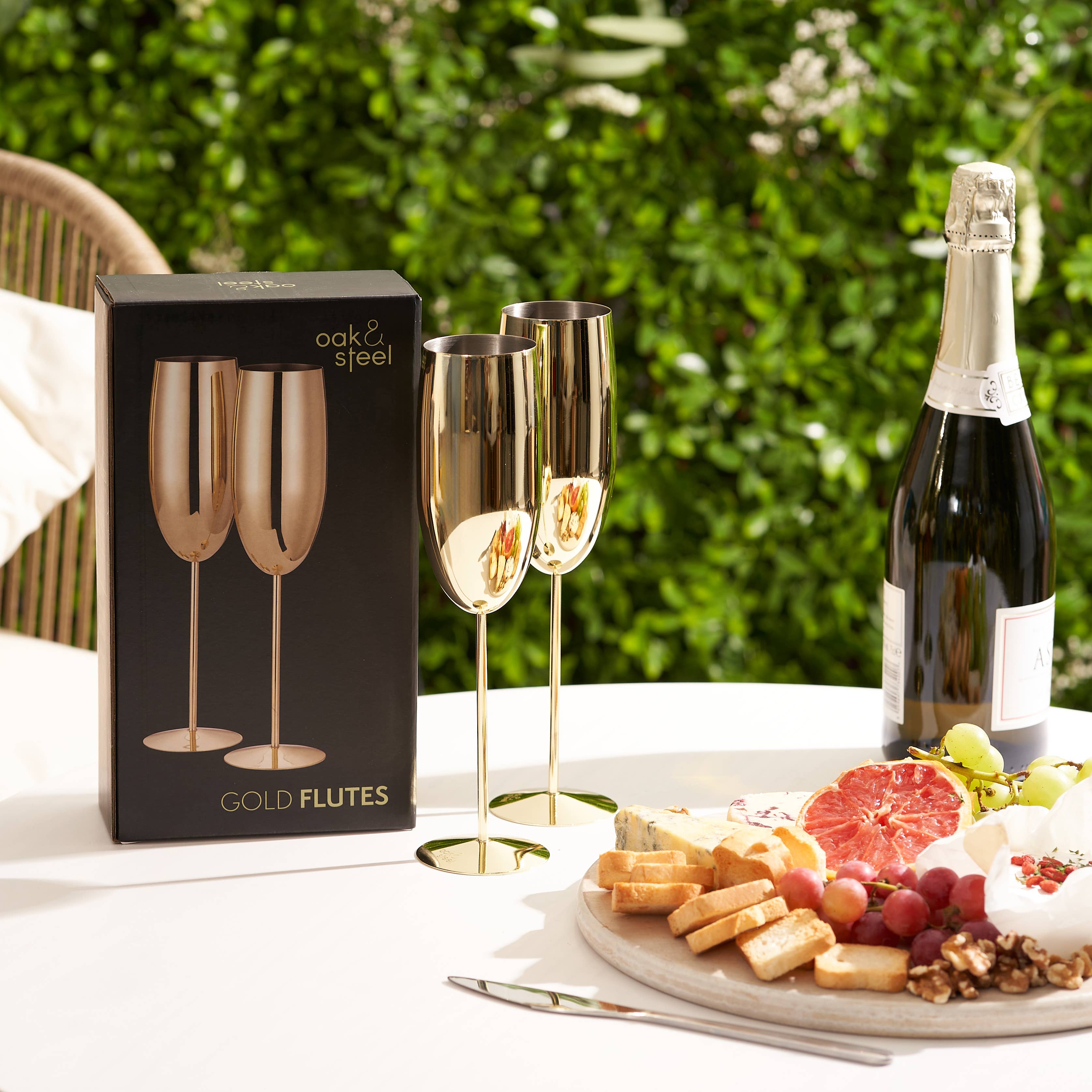 Oak & Steel – wholesale Champagne flute – 2 Stainless Steel Gold Champagne Flutes (280ml)3